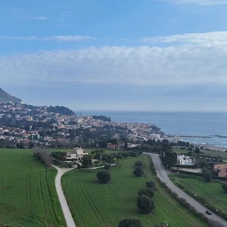 N284 - Numana, Bilocale Con Terrazzo Vista Mare